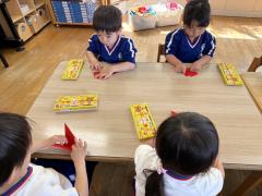 年中組、製作帳の『チューリップ』を折りました🌷