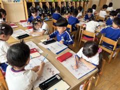 年長組さん、すうじのお勉強を始めました！鉛筆の持ち方が難しいけど頑張ります✏️💪🏽