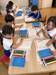 年中組、“せんのわーく”真剣に取り組んでいます✏️
