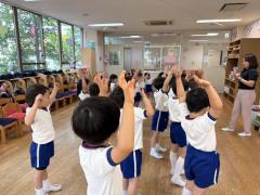 年中組は英語がありました♪子どもたちは英語の時間が大好きです😘