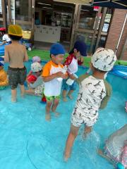 冷たくて気持ちよかったね😆💧🌈