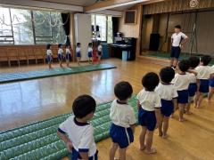 年少組ラック頑張ってます！！みんないろんなことが1人でできるようになってきました！